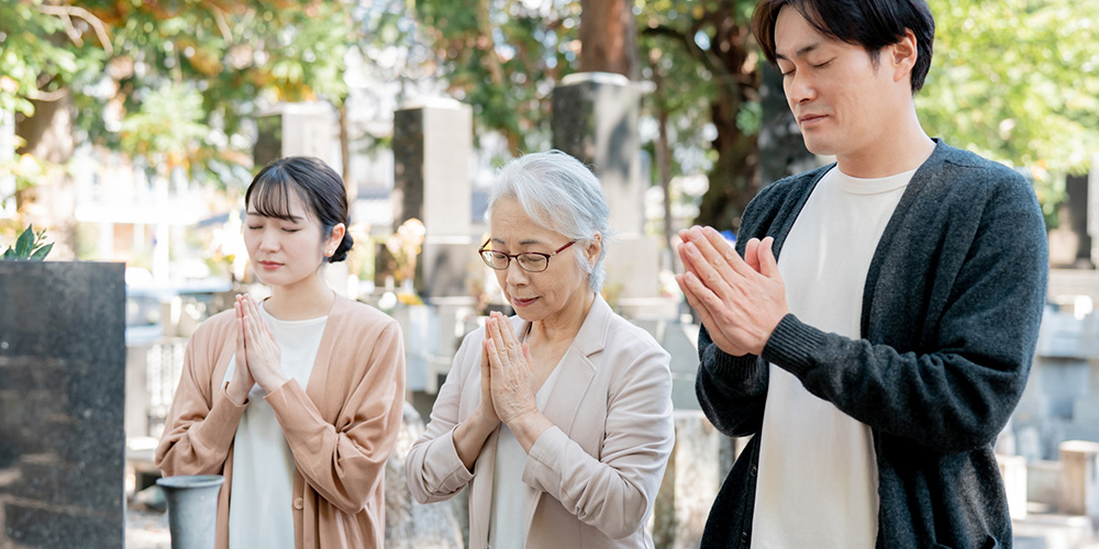 お墓参りの仕方知っていますか？